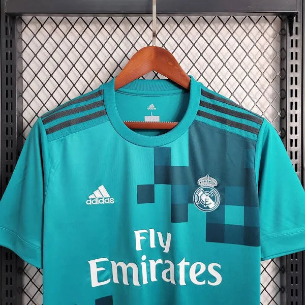 Camisa retrô Real Madrid 2017/2018